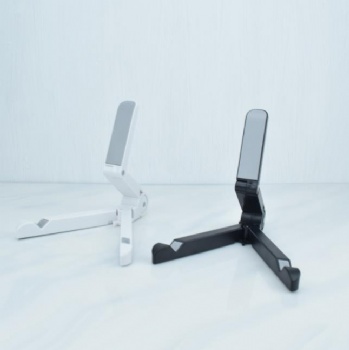  Tabletop lazy simple portable tablet mobile phone multi-purpose tripod support bracket	